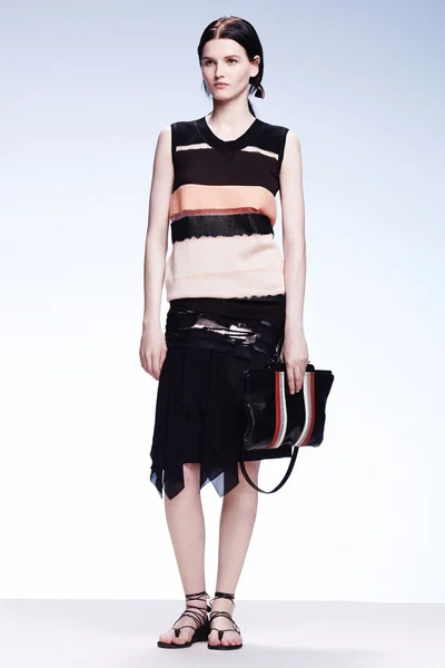 Look 27